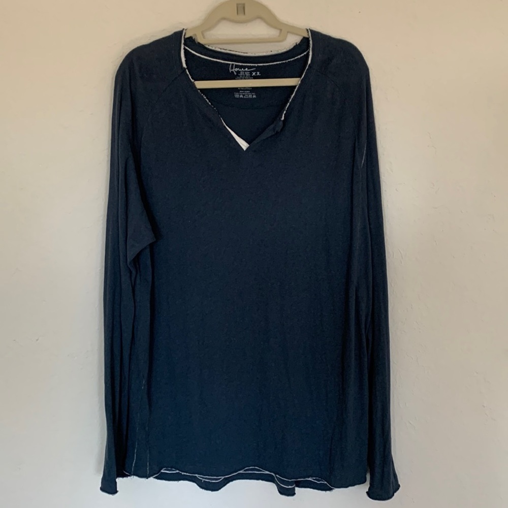 Howe Men’s XL 100% Cotton V Neck